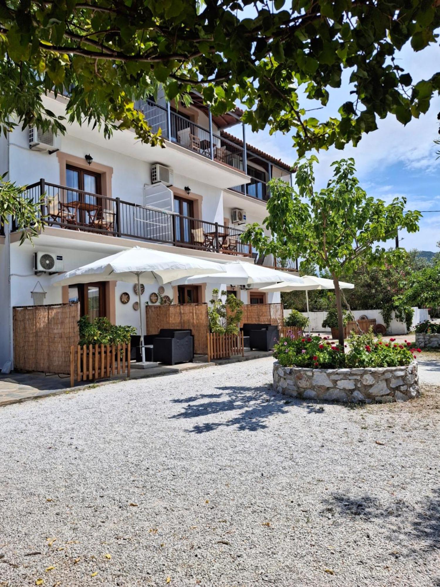Giasemi Apartments Skopelos Exterior foto